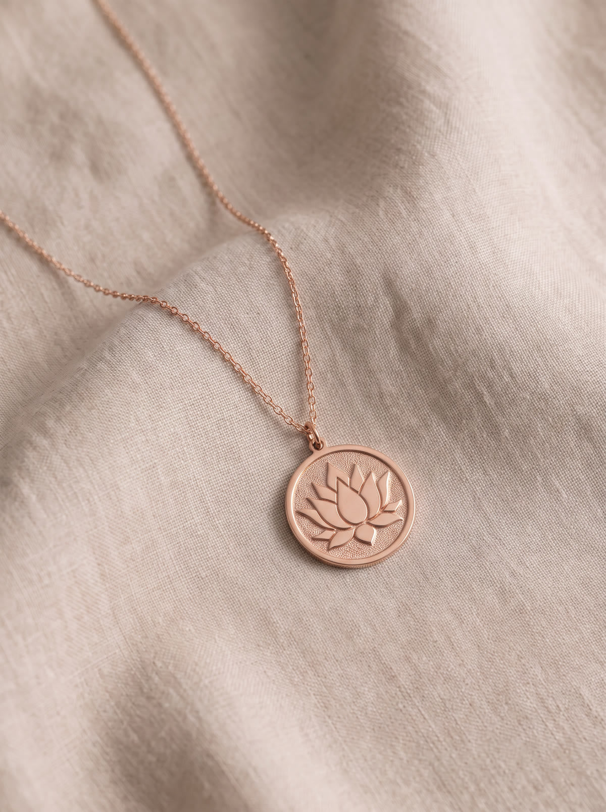 Close-up of a NOVARIA pendant