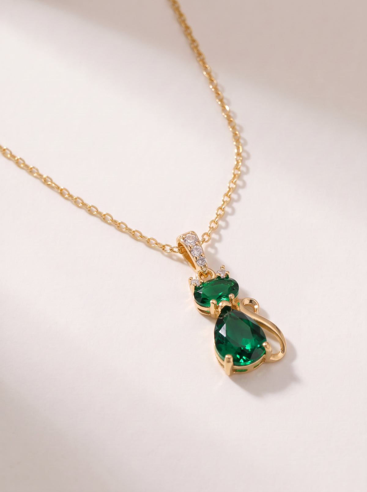 Green Stone Cat Necklace