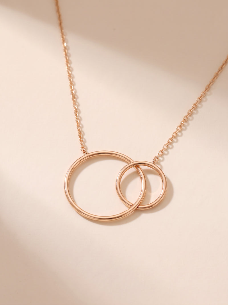 Interlocking Circles Necklace